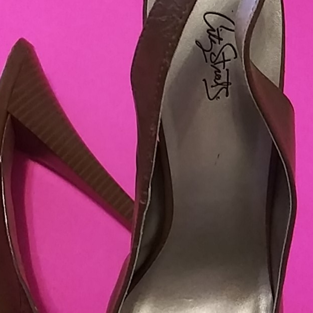 Shoes - Picture 3 of 3